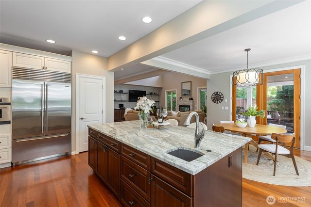 605 11th Avenue, Kirkland, WA 98033