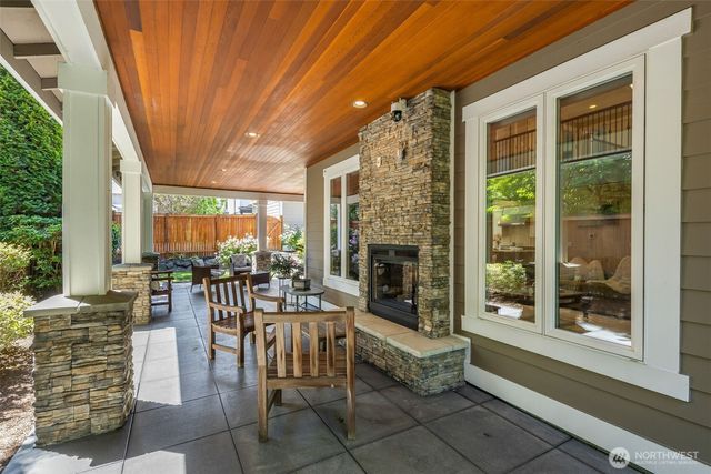 605 11th Avenue, Kirkland, WA 98033