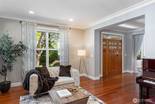 605 11th Avenue, Kirkland, WA 98033