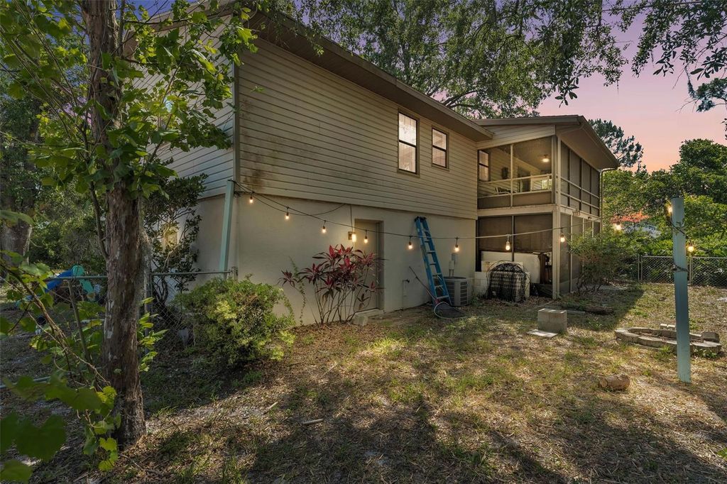 Image 2 of property listing at 5324 LAFAYETTE AVENUE, Sebring, FL 33875