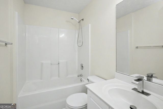 165 Blackjack Court, Fayetteville, GA 30215