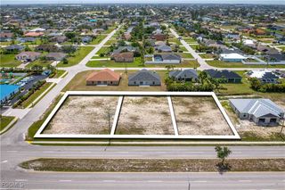 2916 Skyline BLVD, Cape Coral, FL 33914