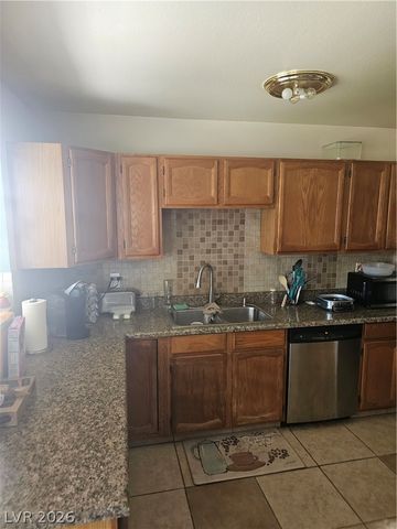 6325 Portola Road, Las Vegas, NV 89108