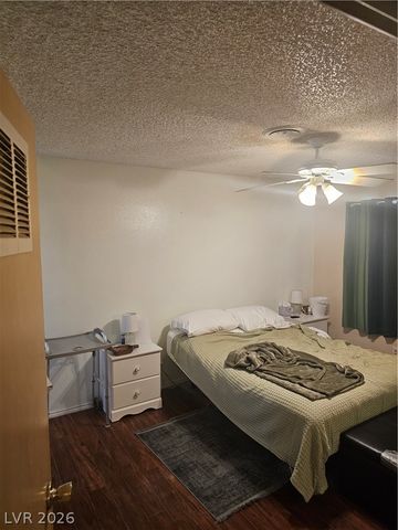 6325 Portola Road, Las Vegas, NV 89108