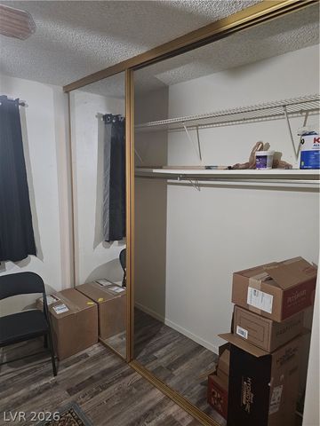 6325 Portola Road, Las Vegas, NV 89108