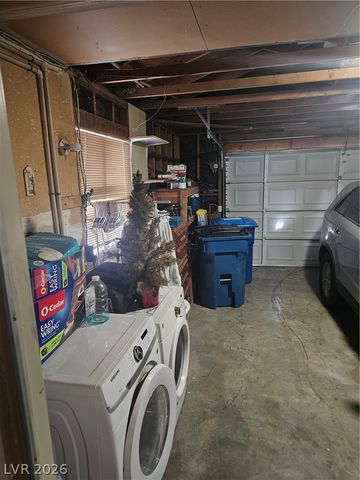 6325 Portola Road, Las Vegas, NV 89108