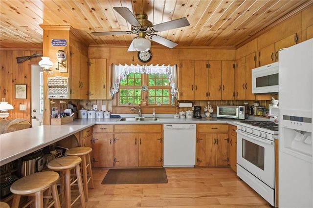 46 Spartan Lane, Rabun Gap, GA 30568