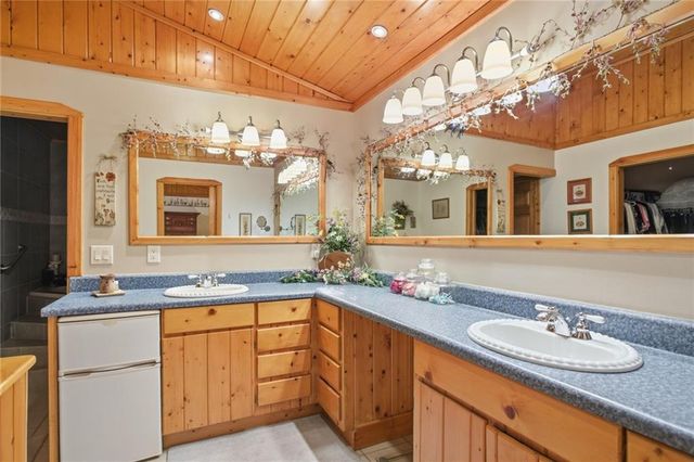 46 Spartan Lane, Rabun Gap, GA 30568