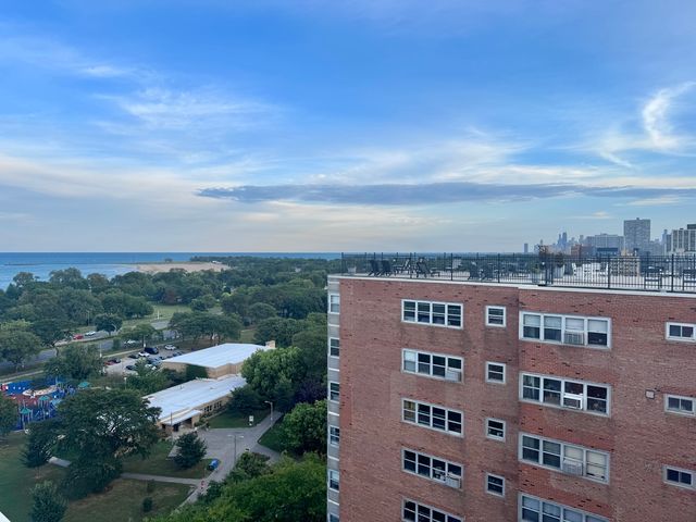 4920 N Marine Drive S208, Chicago, IL 60640