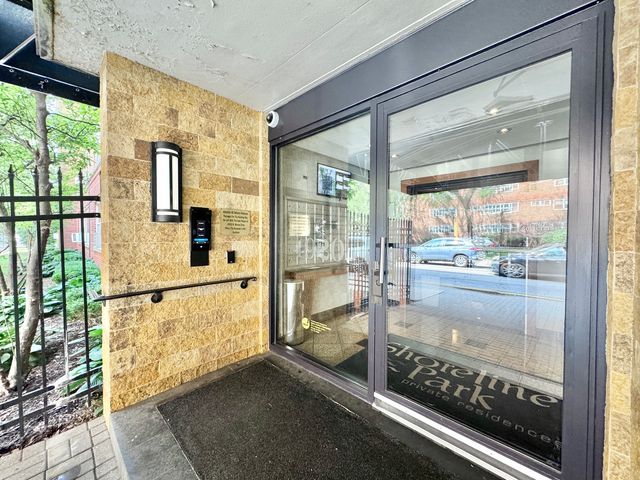 4920 N Marine Drive S208, Chicago, IL 60640