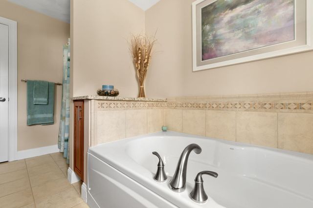 35 Peaslee Circle 35, Middleton, MA 01949