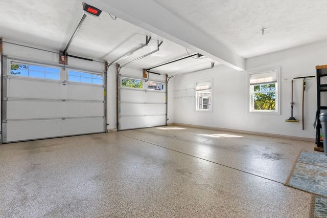 35 Peaslee Circle 35, Middleton, MA 01949