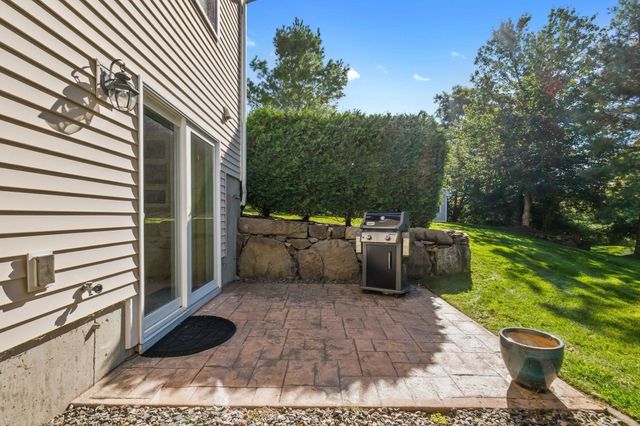 35 Peaslee Circle 35, Middleton, MA 01949