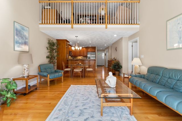 35 Peaslee Circle 35, Middleton, MA 01949
