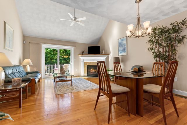 35 Peaslee Circle 35, Middleton, MA 01949