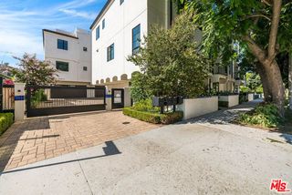 10610 W Kareen Court, Toluca Lake (los Angeles), CA 91602