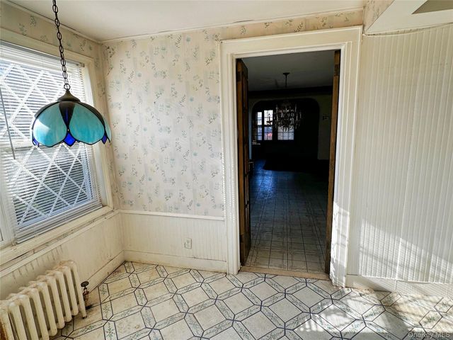 192 Brixton Road S, Garden City, NY 11530