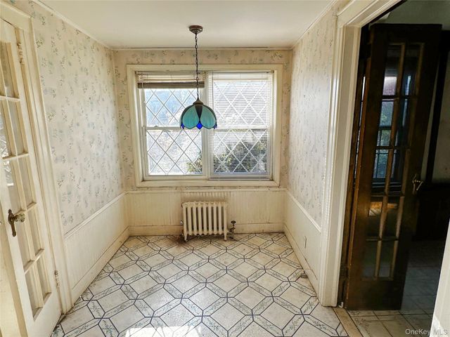 192 Brixton Road S, Garden City, NY 11530