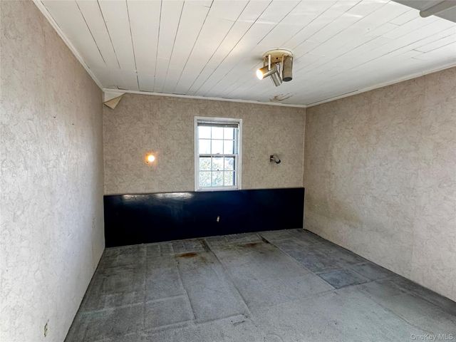 192 Brixton Road S, Garden City, NY 11530