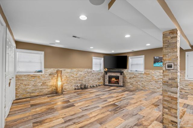 9832 Rutherford Avenue, Oak Lawn, IL 60453