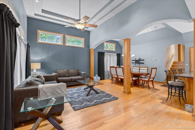 9832 Rutherford Avenue, Oak Lawn, IL 60453