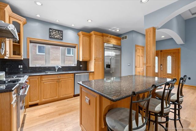9832 Rutherford Avenue, Oak Lawn, IL 60453