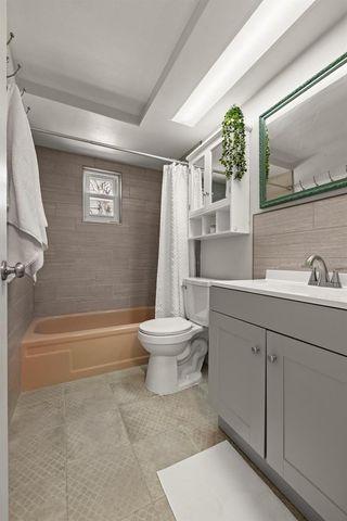 5041 BAY BOULEVARD, Port Richey, FL 34668