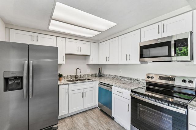 5041 BAY BOULEVARD, Port Richey, FL 34668