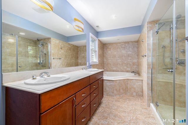 26 Marva Lane, Stamford, CT 06903
