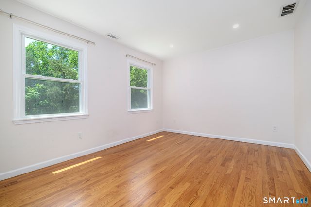26 Marva Lane, Stamford, CT 06903