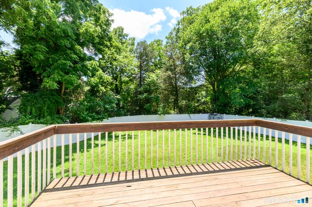 26 Marva Lane, Stamford, CT 06903