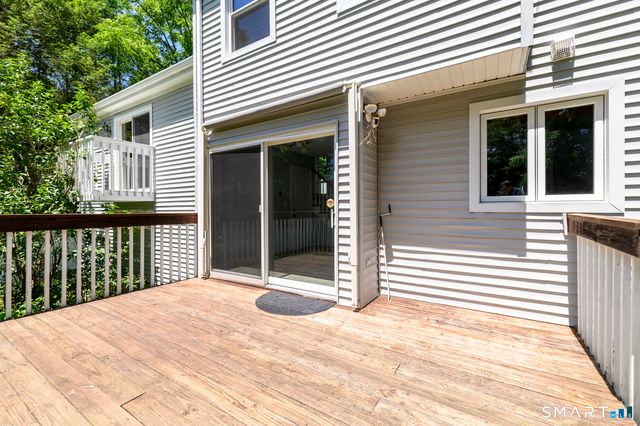 26 Marva Lane, Stamford, CT 06903