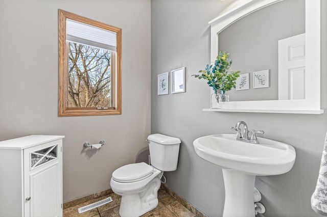 10813 185th Court NW, Elk River, MN 55330