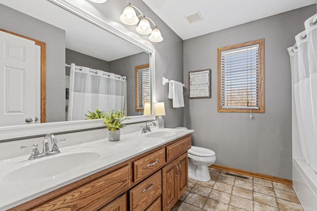 10813 185th Court NW, Elk River, MN 55330