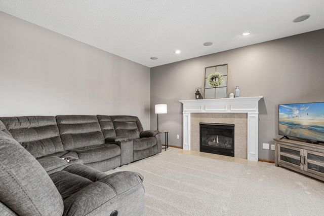 10813 185th Court NW, Elk River, MN 55330