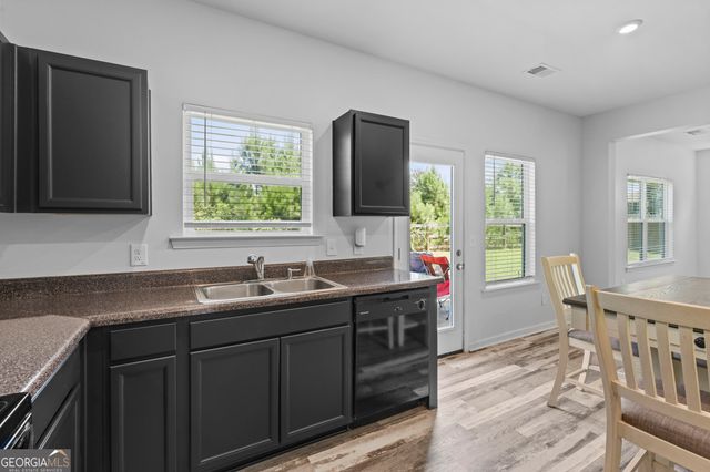 16 Jay Circle NW, Adairsville, GA 30103