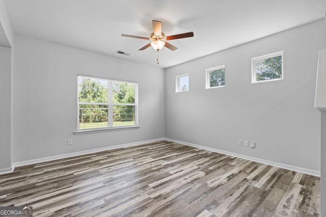 16 Jay Circle NW, Adairsville, GA 30103