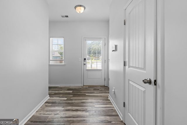 16 Jay Circle NW, Adairsville, GA 30103