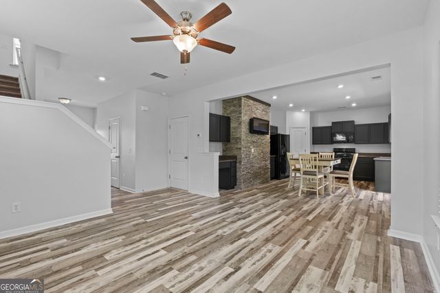 16 Jay Circle NW, Adairsville, GA 30103