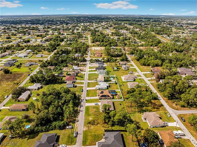 4112 2nd ST SW, Lehigh Acres, FL 33976