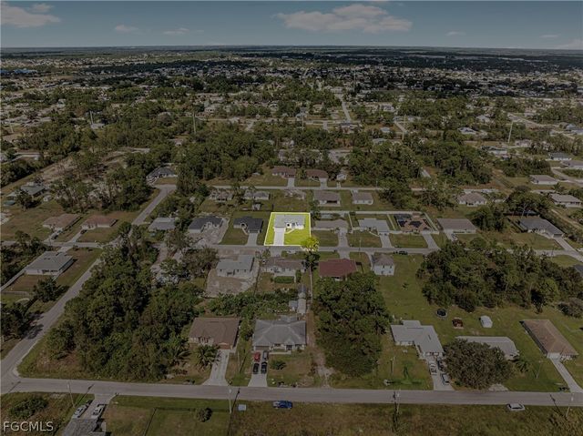 4112 2nd ST SW, Lehigh Acres, FL 33976