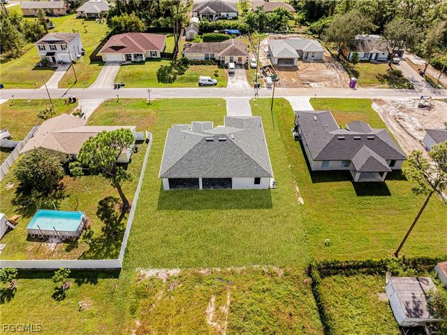 4112 2nd ST SW, Lehigh Acres, FL 33976