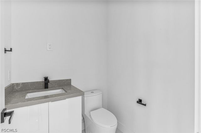 4112 2nd ST SW, Lehigh Acres, FL 33976