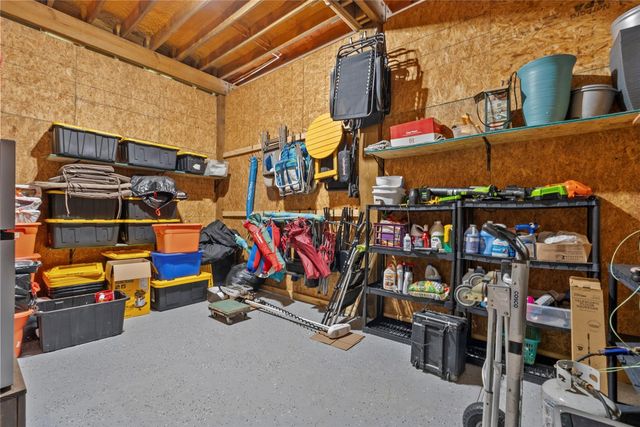 4 Shore Acres Circle, Shoreacres, TX 77571