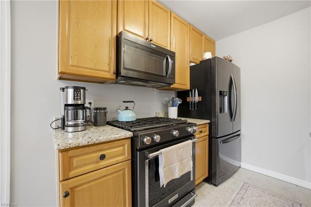 1924 Nettle ST, Virginia Beach, VA 23453