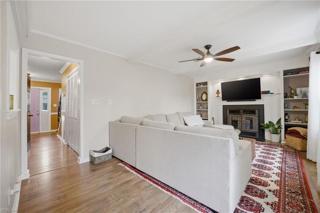 1924 Nettle ST, Virginia Beach, VA 23453