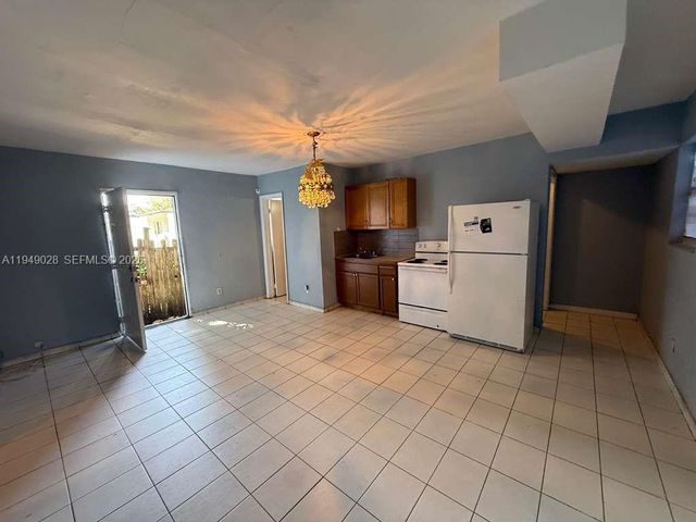 8201 NW 5th Ct BACK, Miami, FL 33150