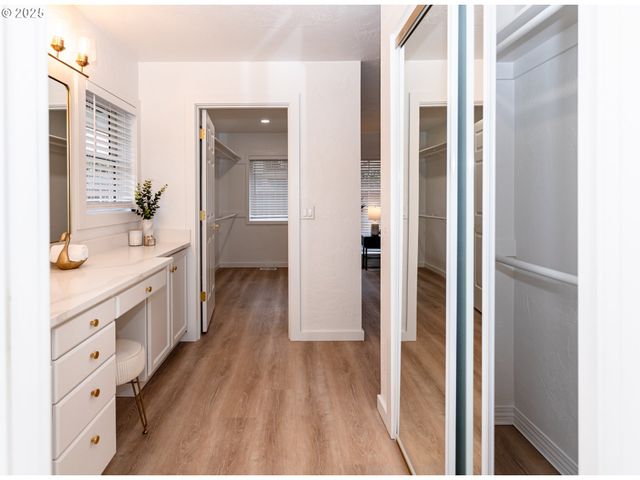 3192 QUEENS EAST St, Eugene, OR 97401