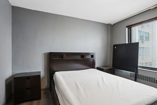 7355 S South Shore Drive 306, Chicago, IL 60649