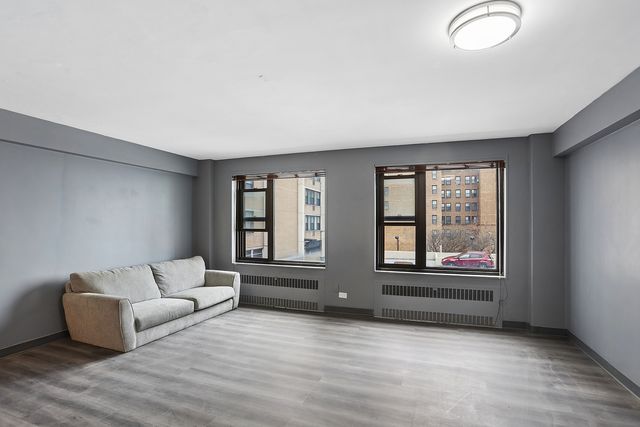 7355 S South Shore Drive 306, Chicago, IL 60649